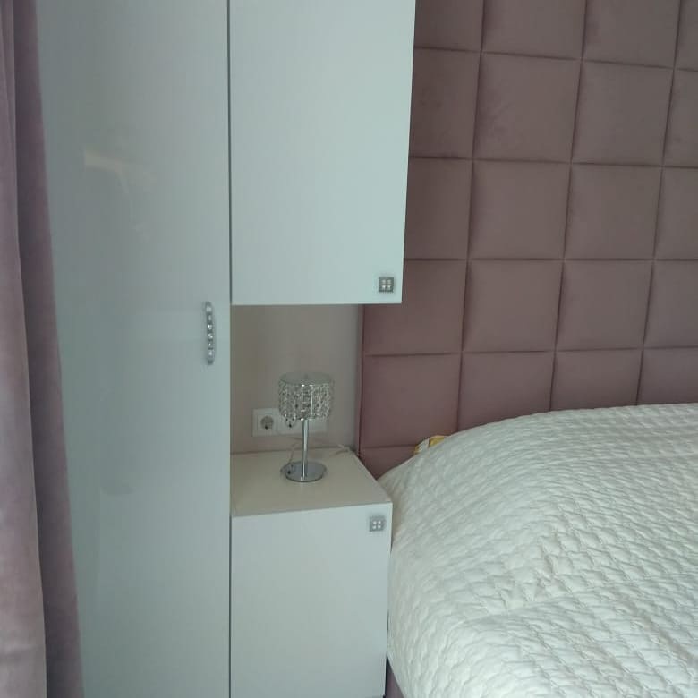 Спальня с нишей под шкаф